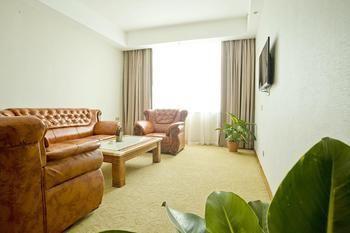 פנגואנג Miaozu Buyi Hotel מראה חיצוני תמונה