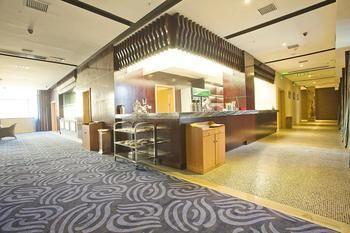 פנגואנג Miaozu Buyi Hotel מראה חיצוני תמונה